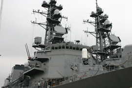 �͋��@CIWS�i�����\20mm�@�֖C�j