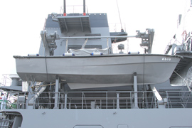 11メートル作業艇
