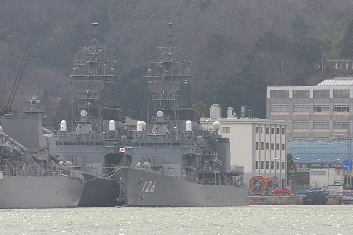 護衛艦はまゆきDD126盾・楯 海上自衛隊