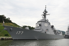 DDG-177 q͂