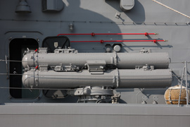 3連装短魚雷発射管　HOS-301